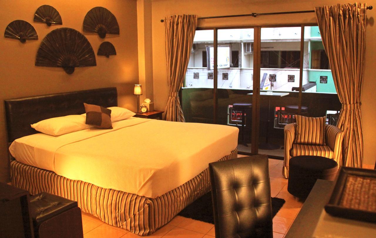 Wisma tamu The Golf Club 3*